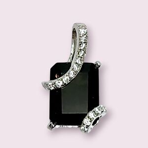 2.50 ct Topaz Sterling Silver Pendant